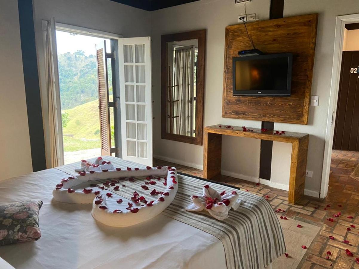 Hotel Pousada Shangri-La Serra Negra Kültér fotó